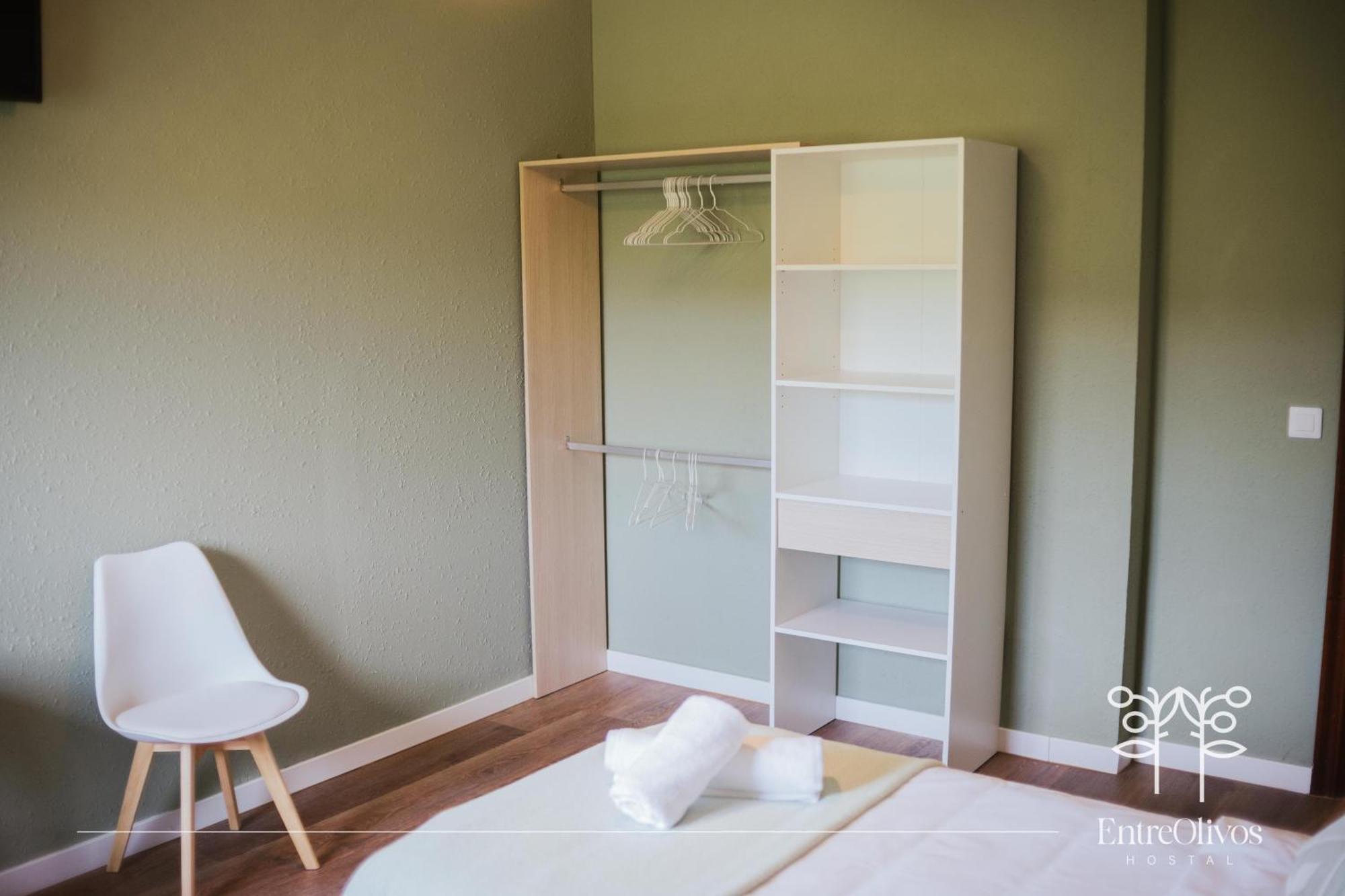 Hostal Entreolivos 巴达霍斯 外观 照片